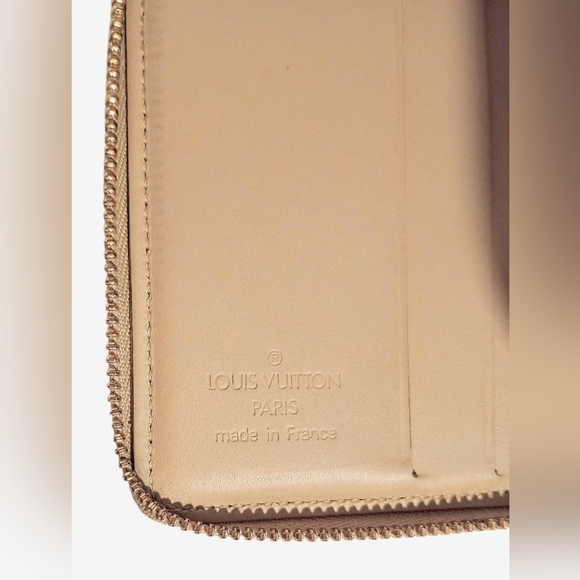 Louis Vuitton Monogram Vernis Compact Zippy Wallet W/ Box, Dustbag, & COA - Picture 12 of 16
